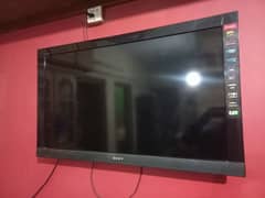 Sony LCD 40 inches