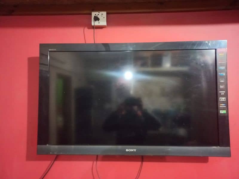 Sony LCD 40 inches 2