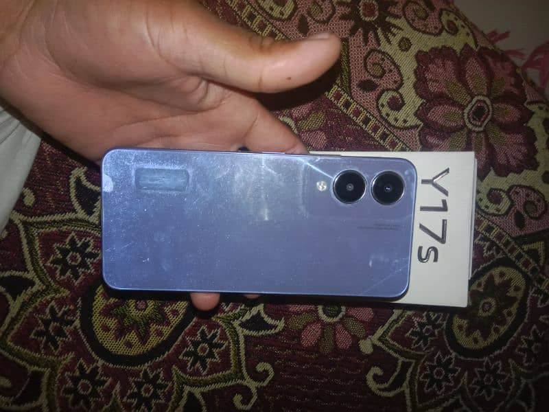 vivo y17s 10 by 10 2