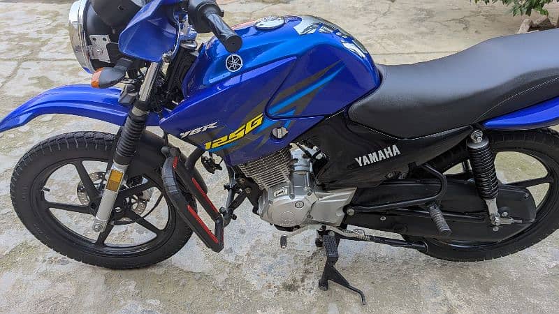 Yamaha ybr 125g 3