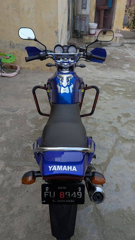 Yamaha ybr 125g 7