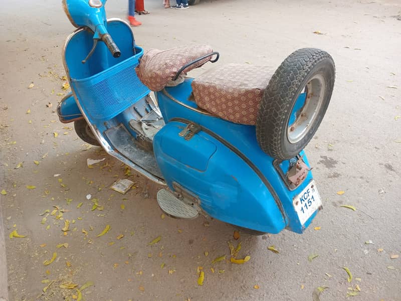 Vespa 150cc model:1978,    no:03442655064.  (Whatsapp no):03121027053 3