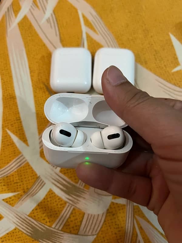 Apple Airpods pro & Airpods simple 1