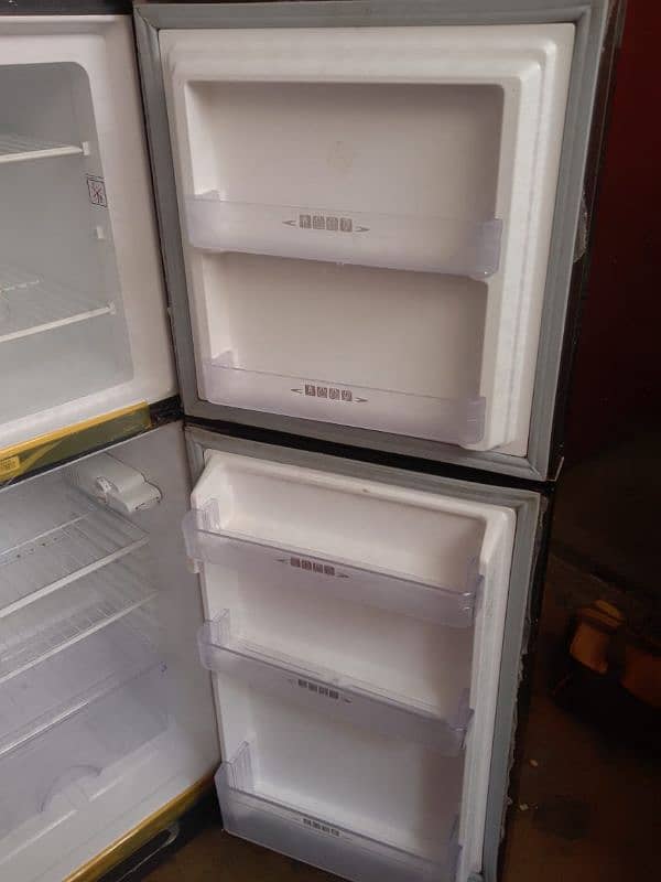 Dawlance Refrigerator 2