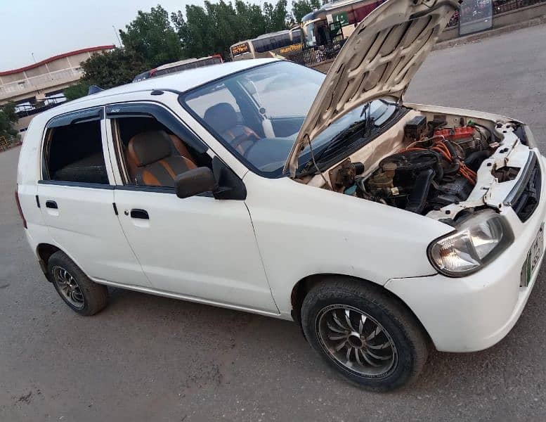 Suzuki Alto 2012 3