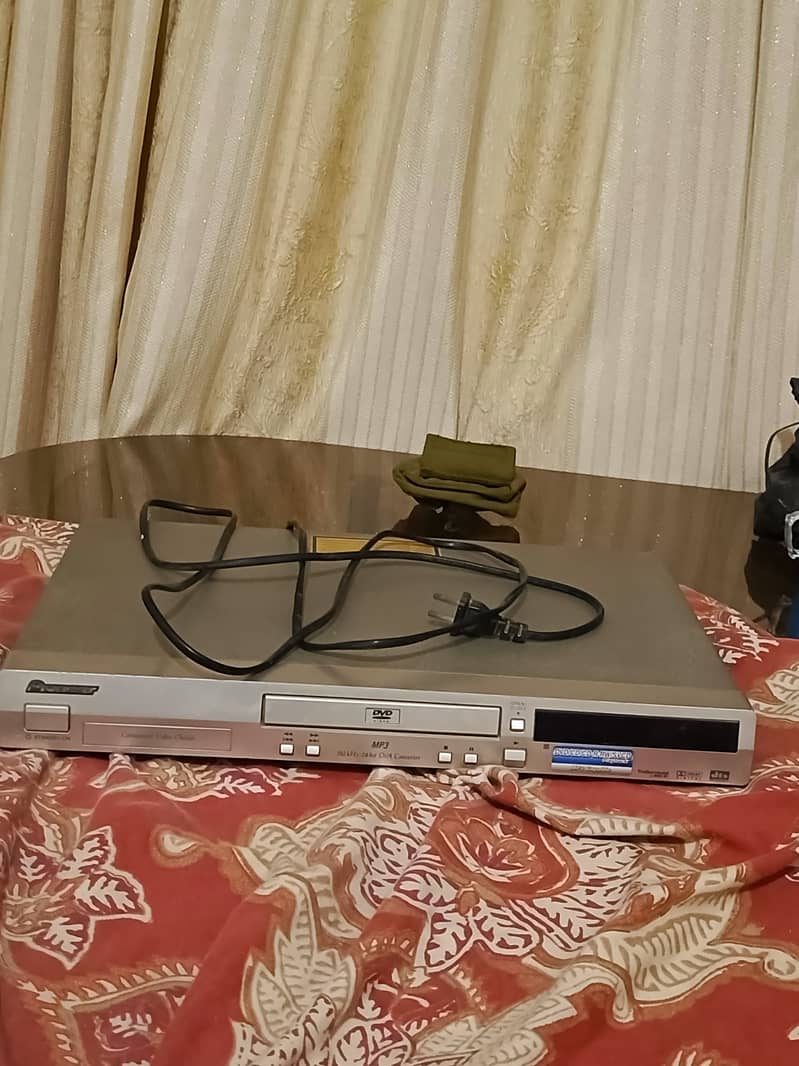 PIONEER DVD PLAYER MADE IN JAPAN 110 WTH ADOPTER 3