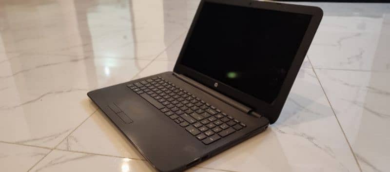 HP Notebook a15009ne 4GB i3 4th Gen 1