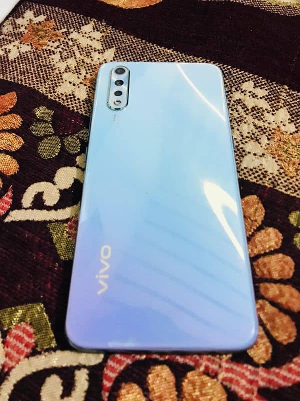 vivo S1 0