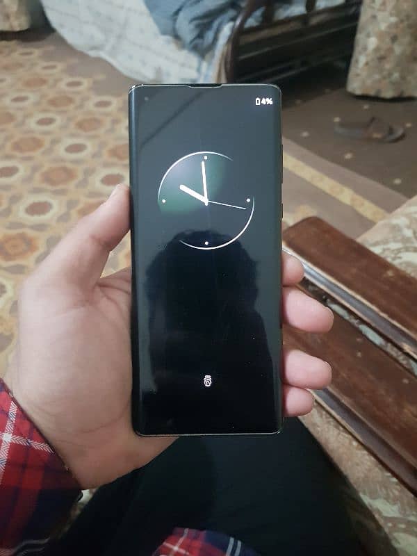 Motrola Edge Plus 7