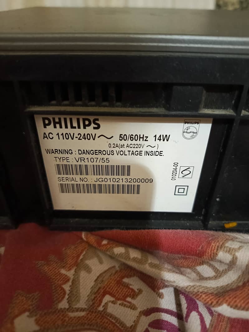 PHILIPS VCR IMPORTED MADE IN JAPAN WITH CABLE WIRE 6