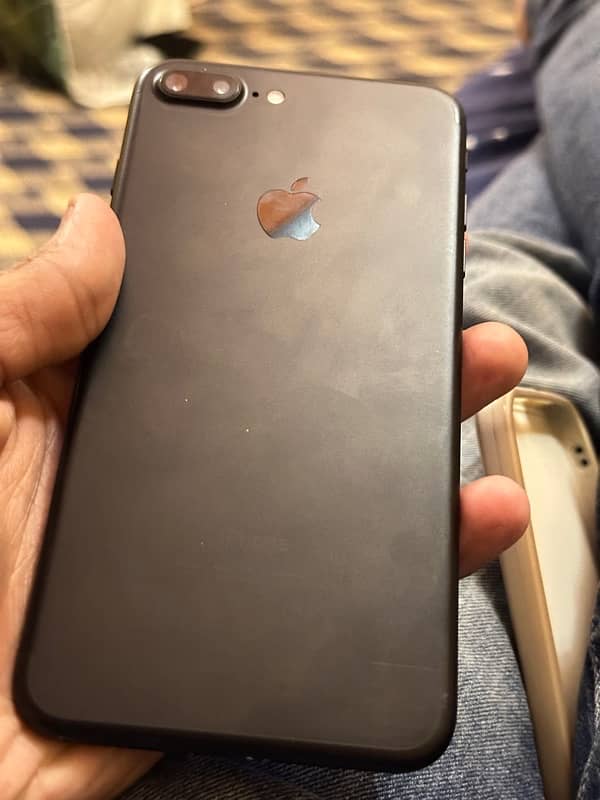 IPHONE 7 plus pta approved 2