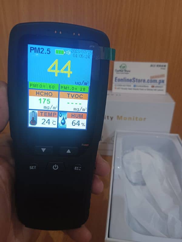 Digital Air Quality meter sports Detector Dioxide CO2 PM2.5 Tester 15