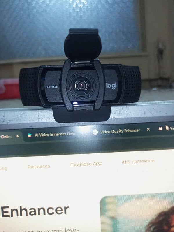 Logitech C920 Pro HD Webcam (960- 000764) - Black 0