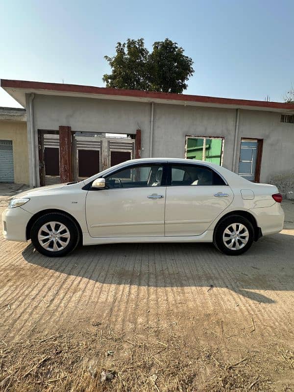 Toyota Corolla XLI 2014 3