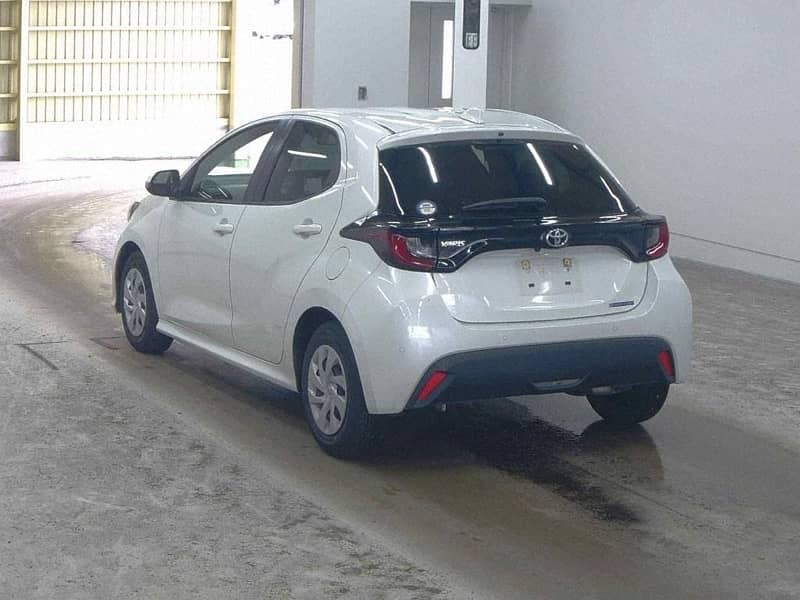 Toyota Yaris 2021 1