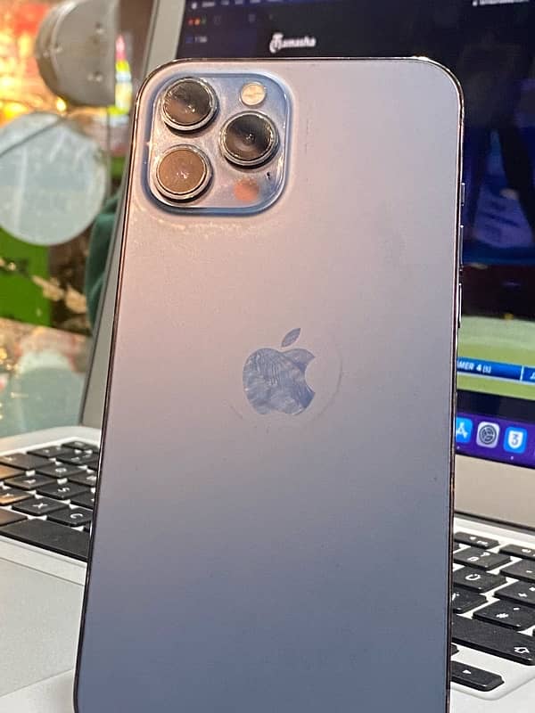 i phone 12 pro max // 256 Gb // 4 months sim time available 1