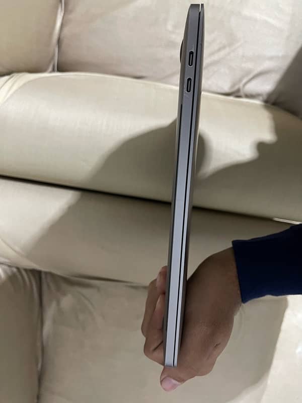 Macbook Pro 2018 15 inch 3