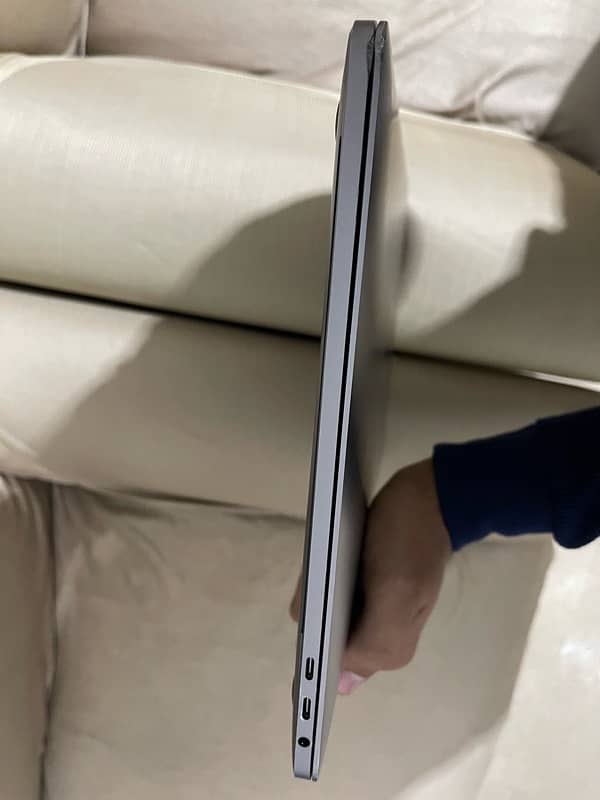 Macbook Pro 2018 15 inch 4