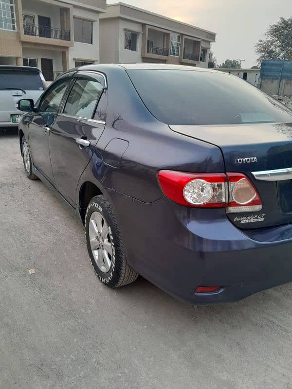 Toyota Corolla GLI 2013 1.6 Automatic special edition 2