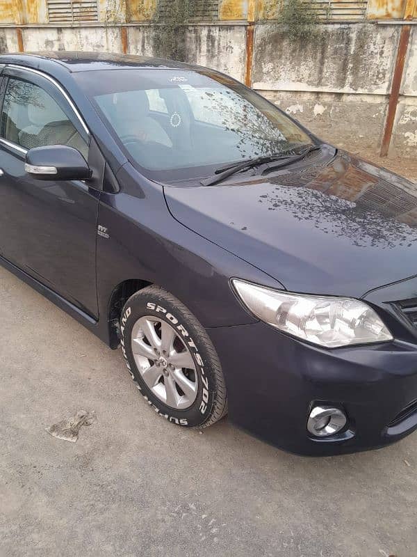 Toyota Corolla GLI 2013 1.6 Automatic special edition 4