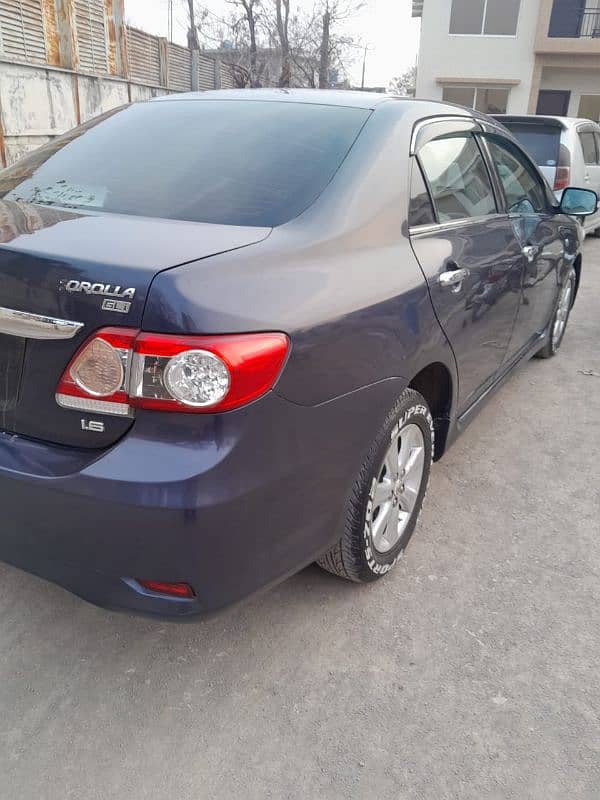 Toyota Corolla GLI 2013 1.6 Automatic special edition 5