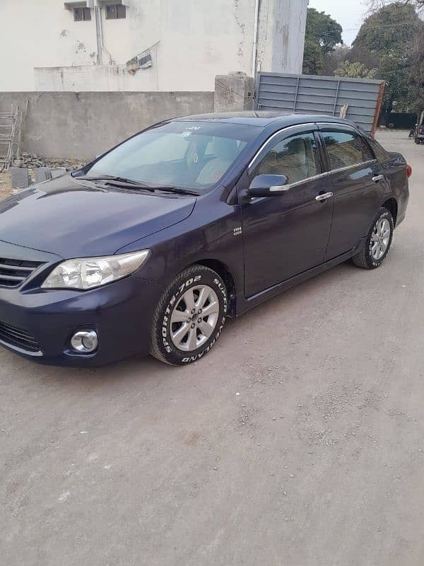 Toyota Corolla GLI 2013 1.6 Automatic special edition 6