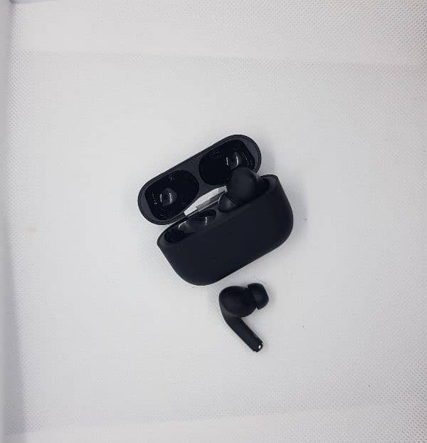 AIRPODS PRO 2ND GENERATION ANC MATTE BLACK. . . . . 8