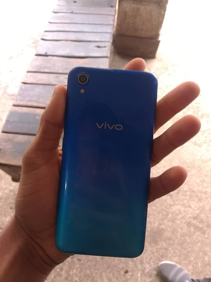 vivo 1823 1