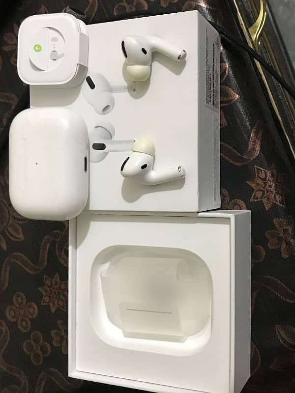 Apple Air Pods Pro 0