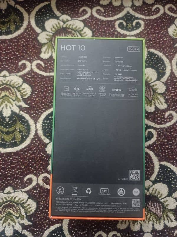 infinix hot 10 4/128 with box charge 5