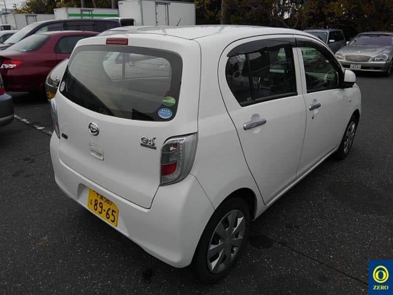 Daihatsu Mira 2014 13