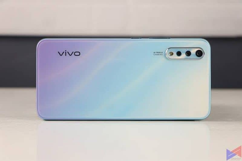 Vivo S1 with box 1