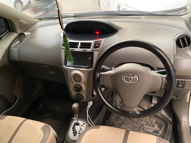 Toyota Vitz 2010-14 5