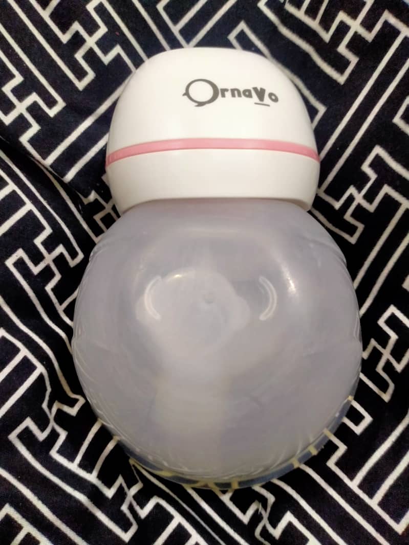 Ornavo's Wearable Breast Pump for Sale 2