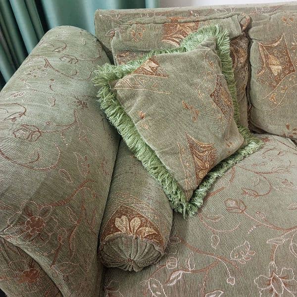 6 Seater Sofa Set (3/2/1) - Embroided Green Colour - Original Wood 4