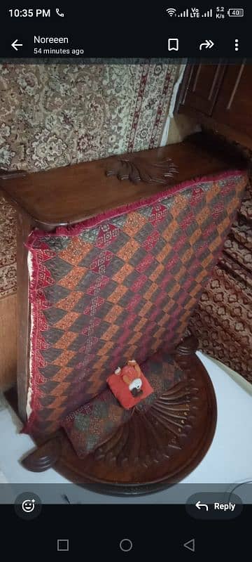 bed set dressing nd one side table for sale 2