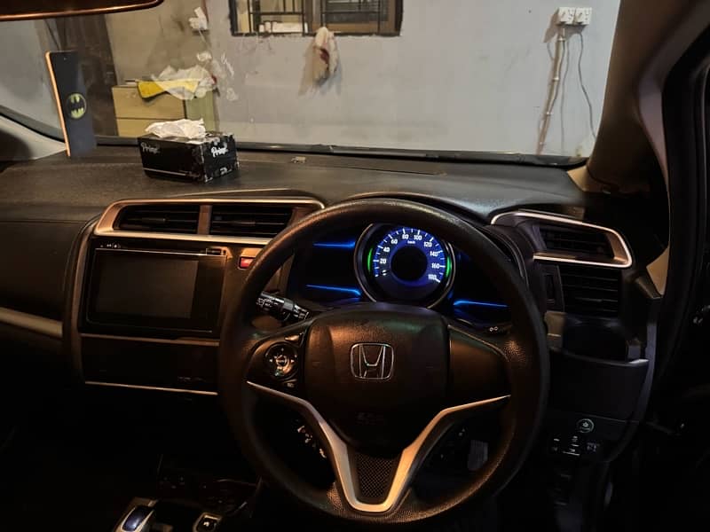 Honda Fit 2013 10