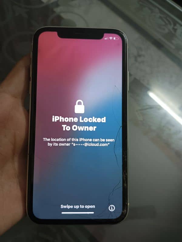 Apple iPhone 11 iCloud locked 4