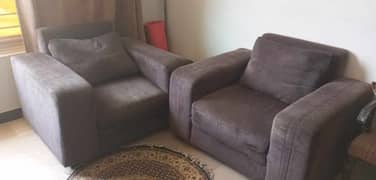 2 heavy sofa seats in grey colour