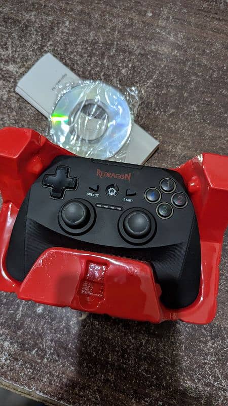 re-dragon G808 wireless controller 1