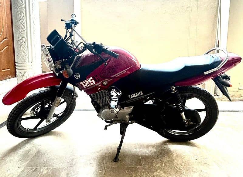 Yamaha YBR 125G 4