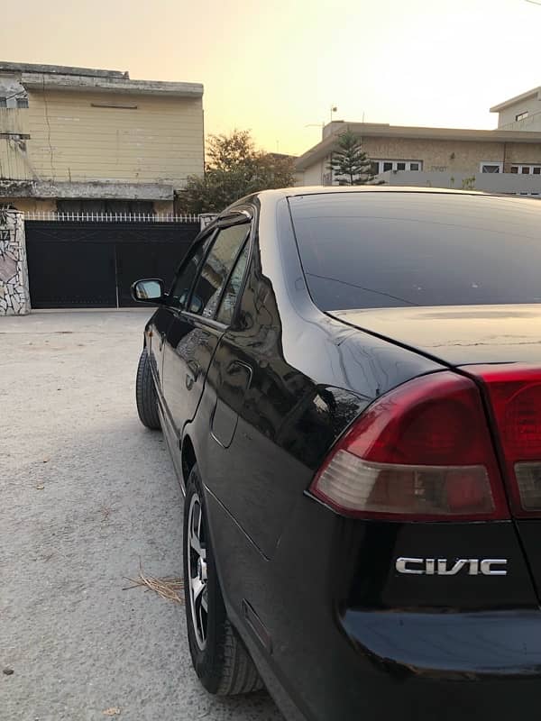 Honda Civic EXi 2005 5