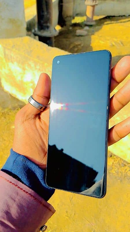 Best mobile in pakistan 4