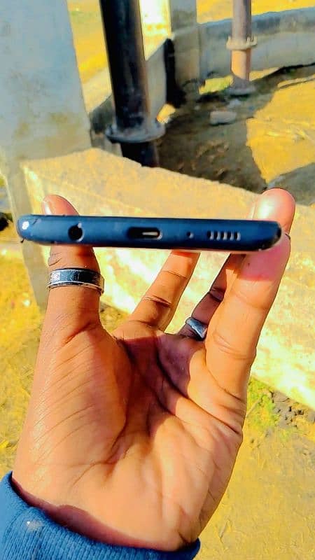 Best mobile in pakistan 5