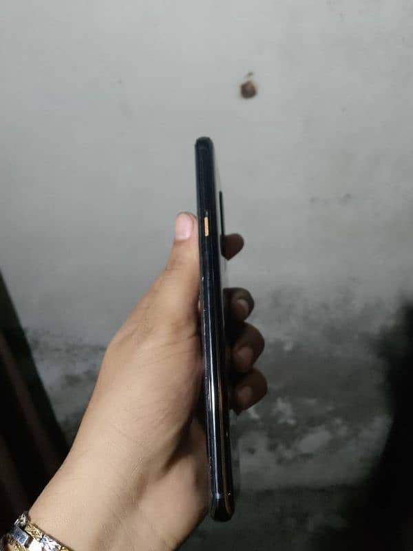 one plus 7 pro Macraln 12 256 2