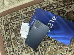 vivo v21e (8+4/128)