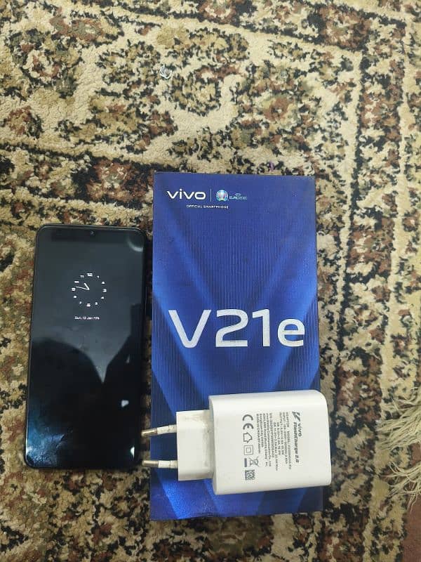 vivo v21e (8+4/128) 1