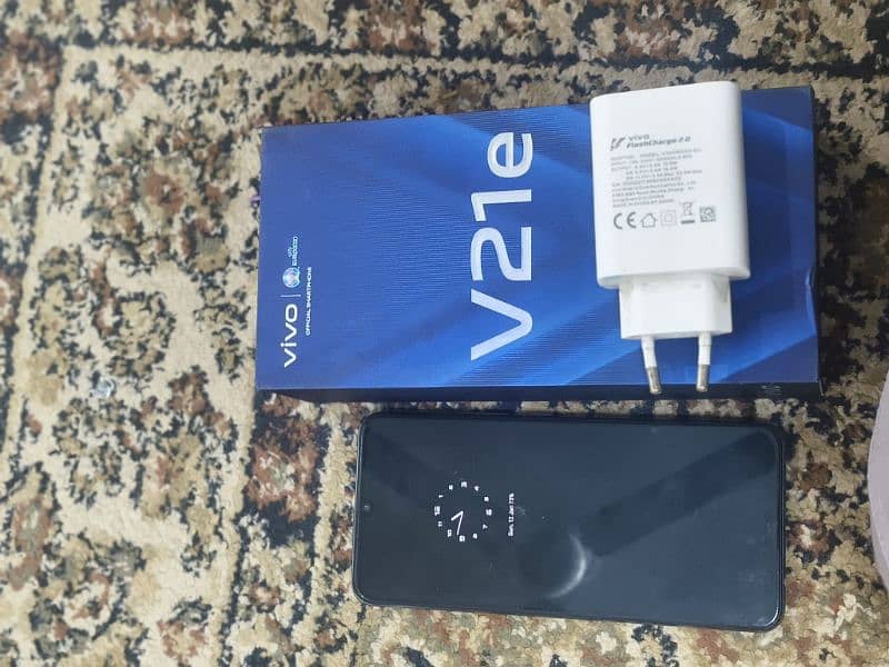 vivo v21e (8+4/128) 3