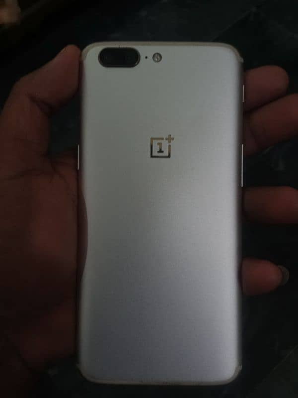 One plus 5 Silver Color Good Condition 6