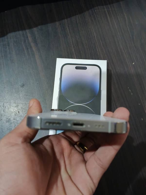 iPhone 14pro 256gb pta 3